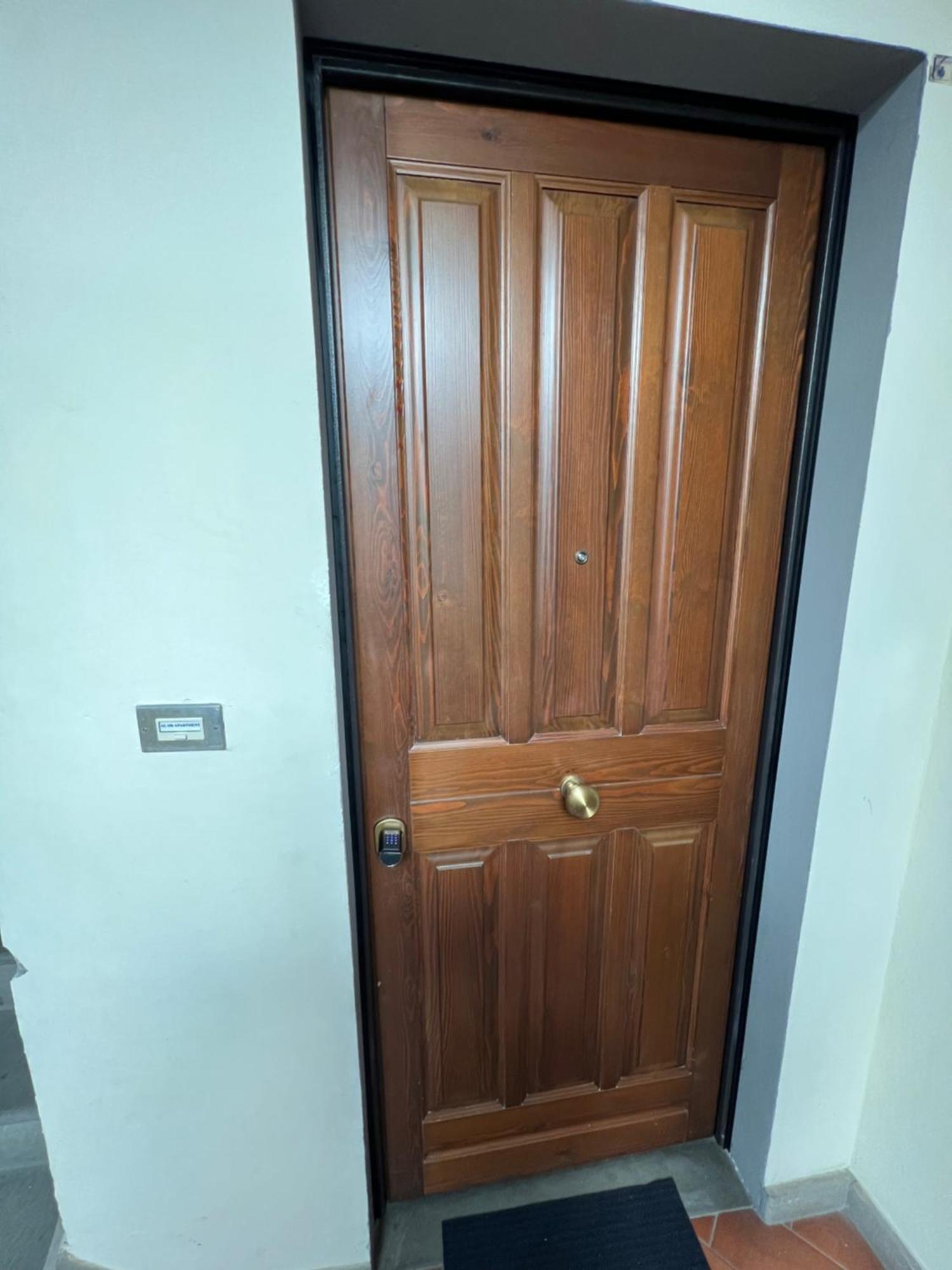 Al 106 Apartment Free Wi-Fi 5 Min Dalla Stazione Πράτο Εξωτερικό φωτογραφία