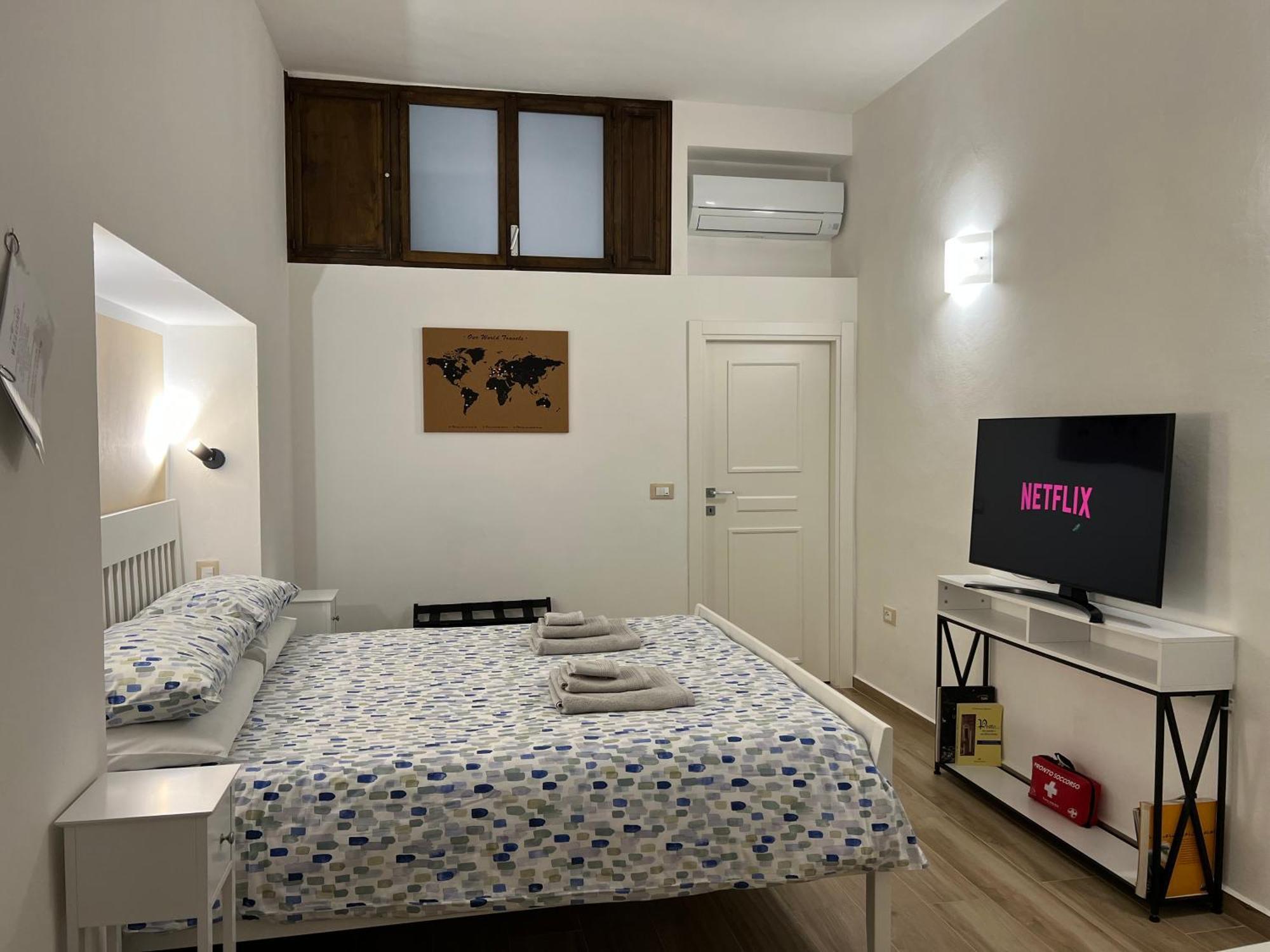 Al 106 Apartment Free Wi-Fi 5 Min Dalla Stazione Πράτο Εξωτερικό φωτογραφία