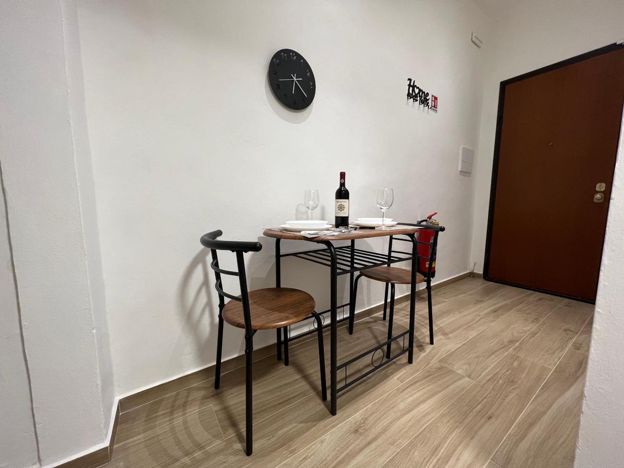 Al 106 Apartment Free Wi-Fi 5 Min Dalla Stazione Πράτο Εξωτερικό φωτογραφία
