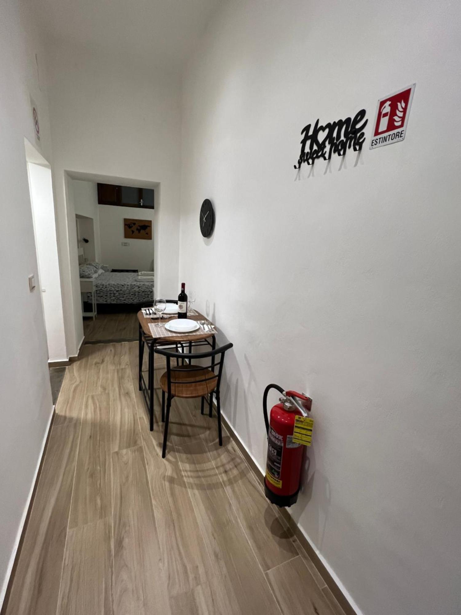 Al 106 Apartment Free Wi-Fi 5 Min Dalla Stazione Πράτο Εξωτερικό φωτογραφία