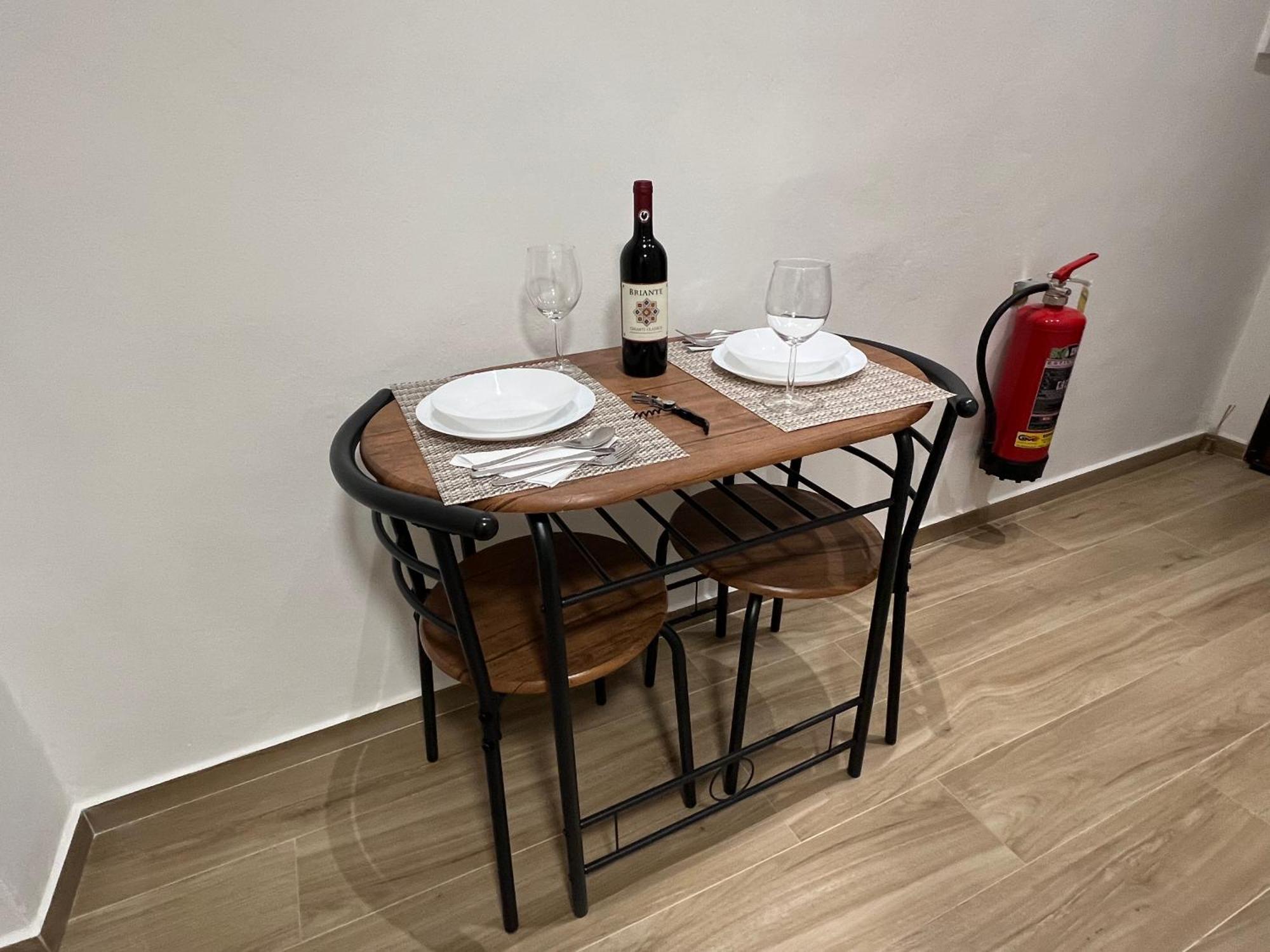 Al 106 Apartment Free Wi-Fi 5 Min Dalla Stazione Πράτο Εξωτερικό φωτογραφία